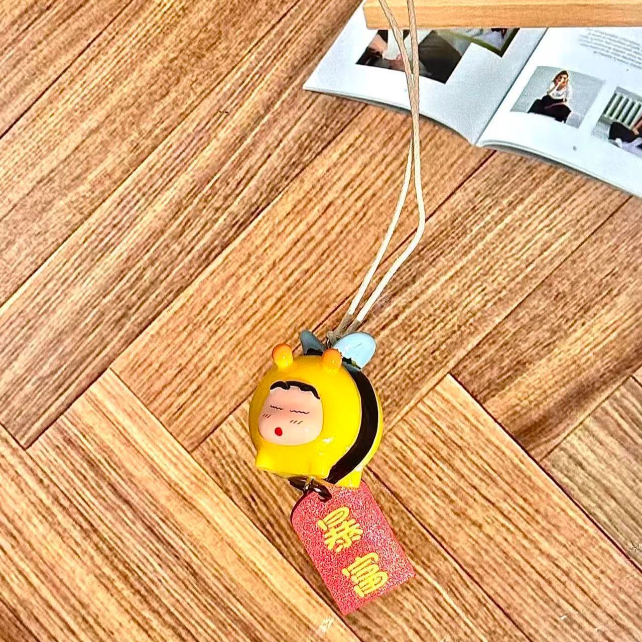 تمثال شخصية كرايون شين-تشان بز - مراجعة Interior Design App وسعره